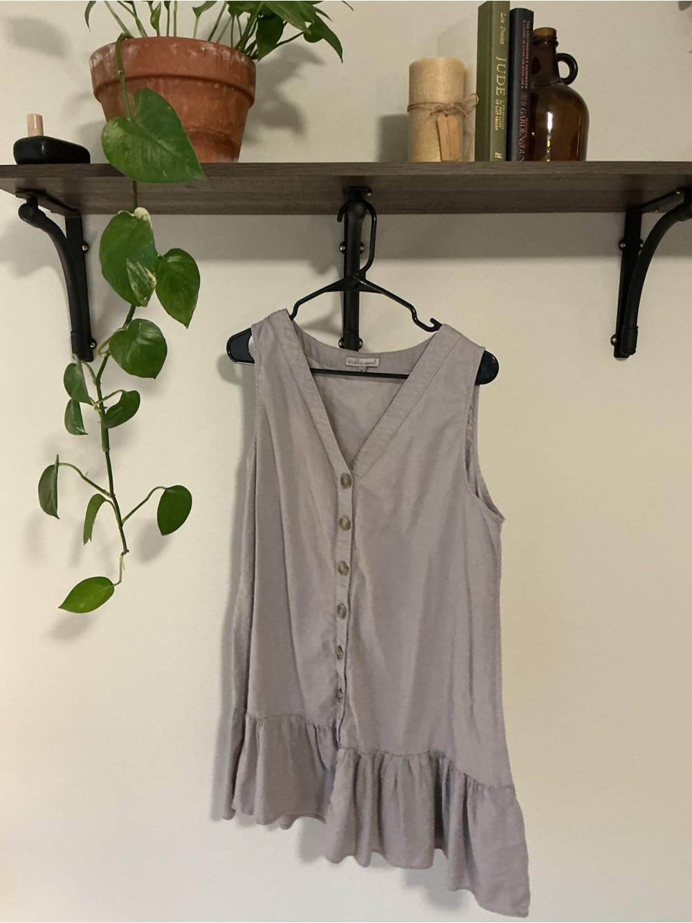 Wishlist Sleeveless Button-Front Ruffle Hem Tunic - Light Gray